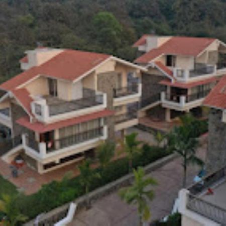 Wood Stock Acres Villa Resort Thane Exterior foto